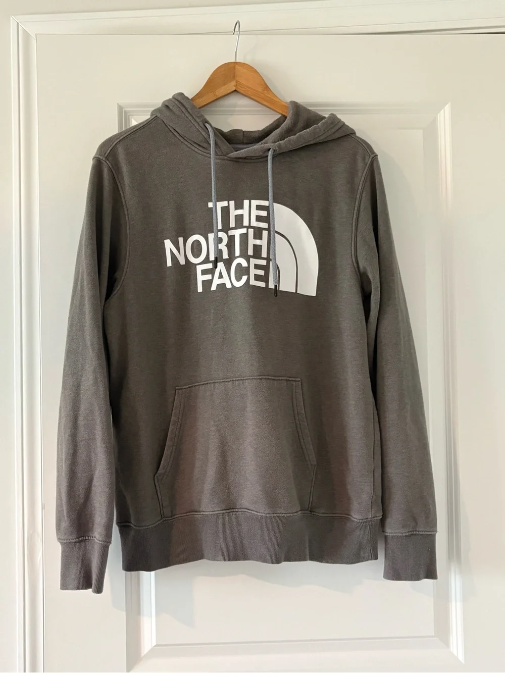 The North Face Gray Half Dome Logo Pullover Hoodie Sweatshirt Medium